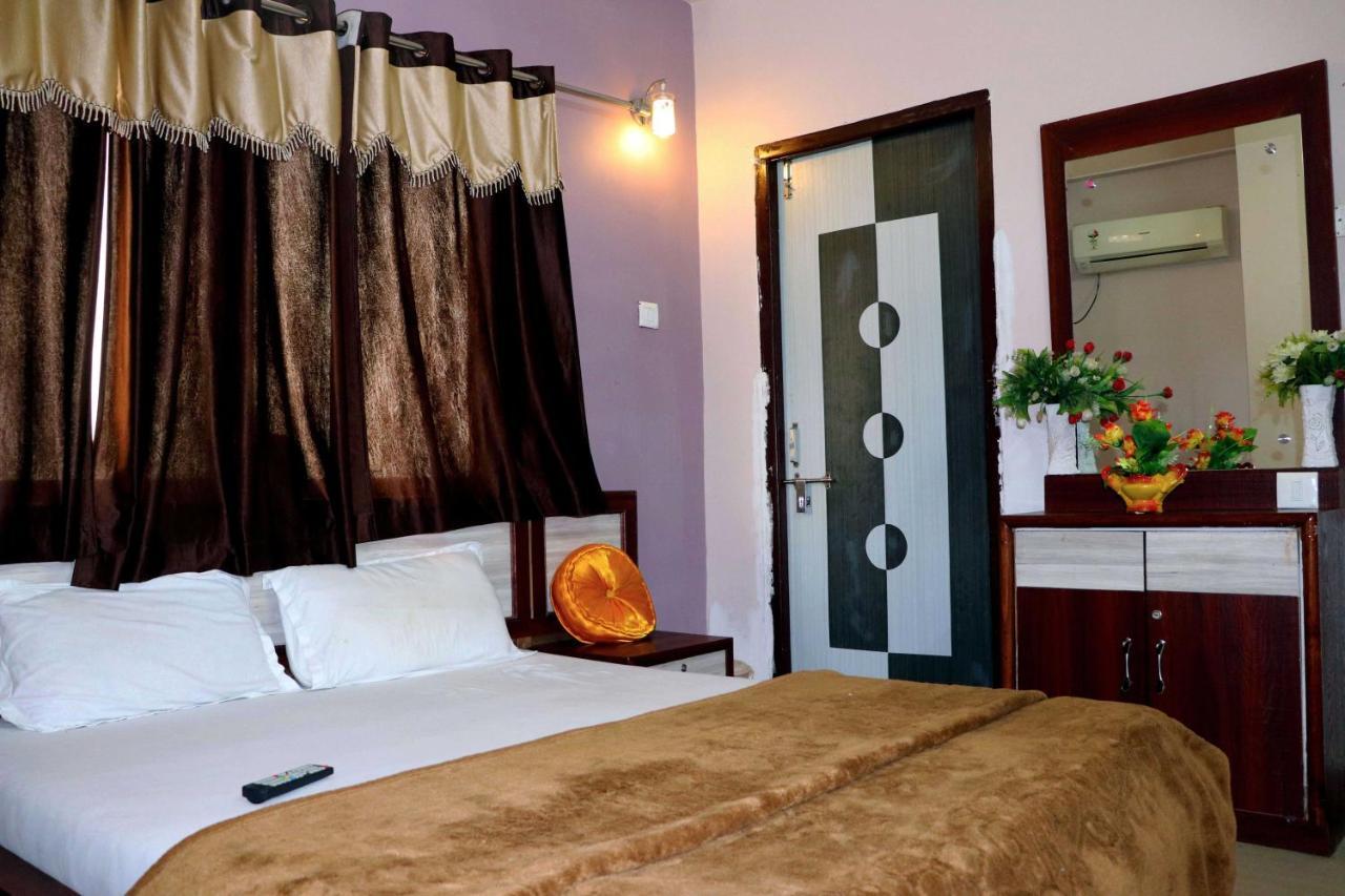 Hotel Raj Palace Maheshwar Kültér fotó